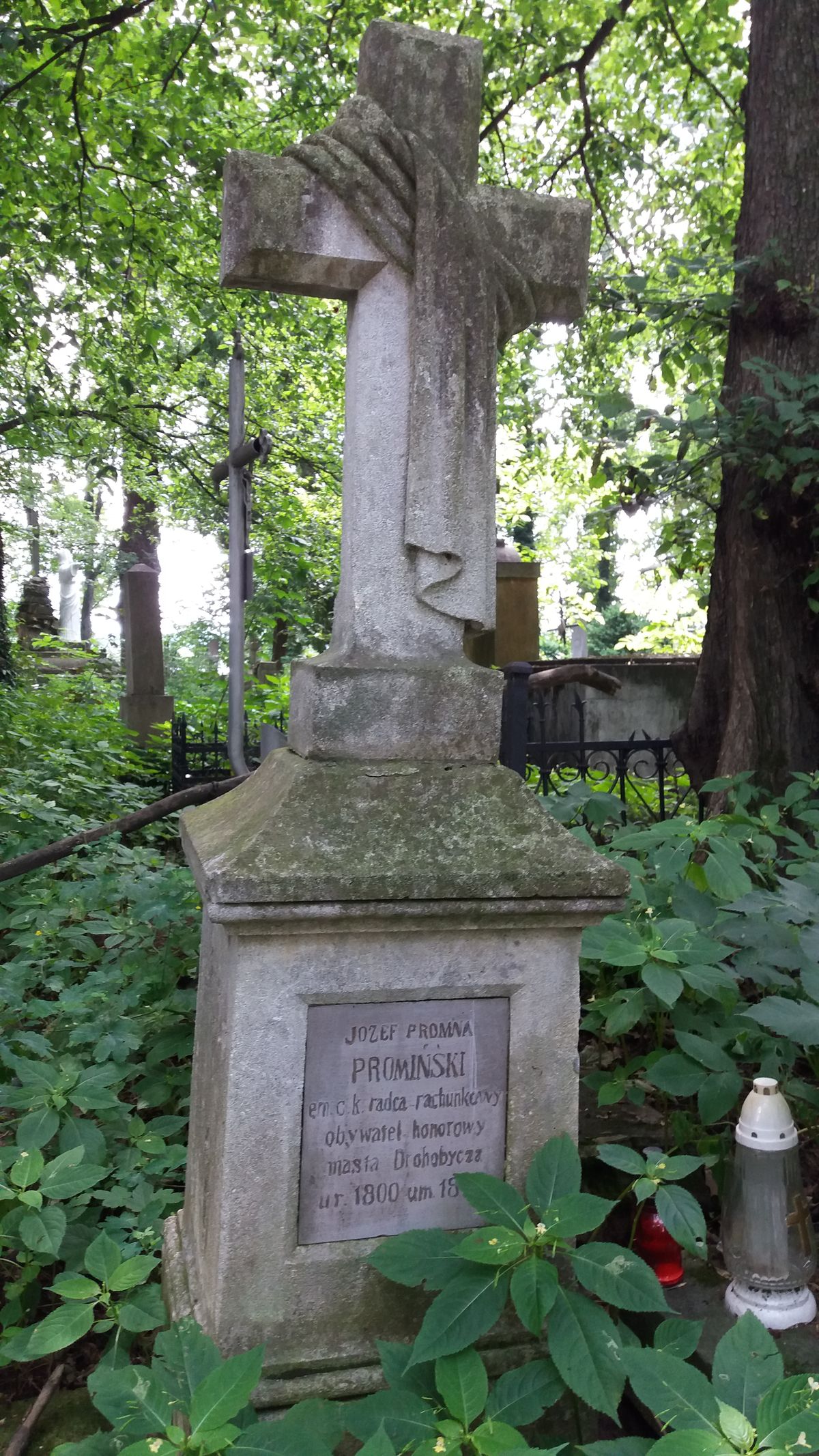 Polski cmentarz w partnerskim Drohobyczu