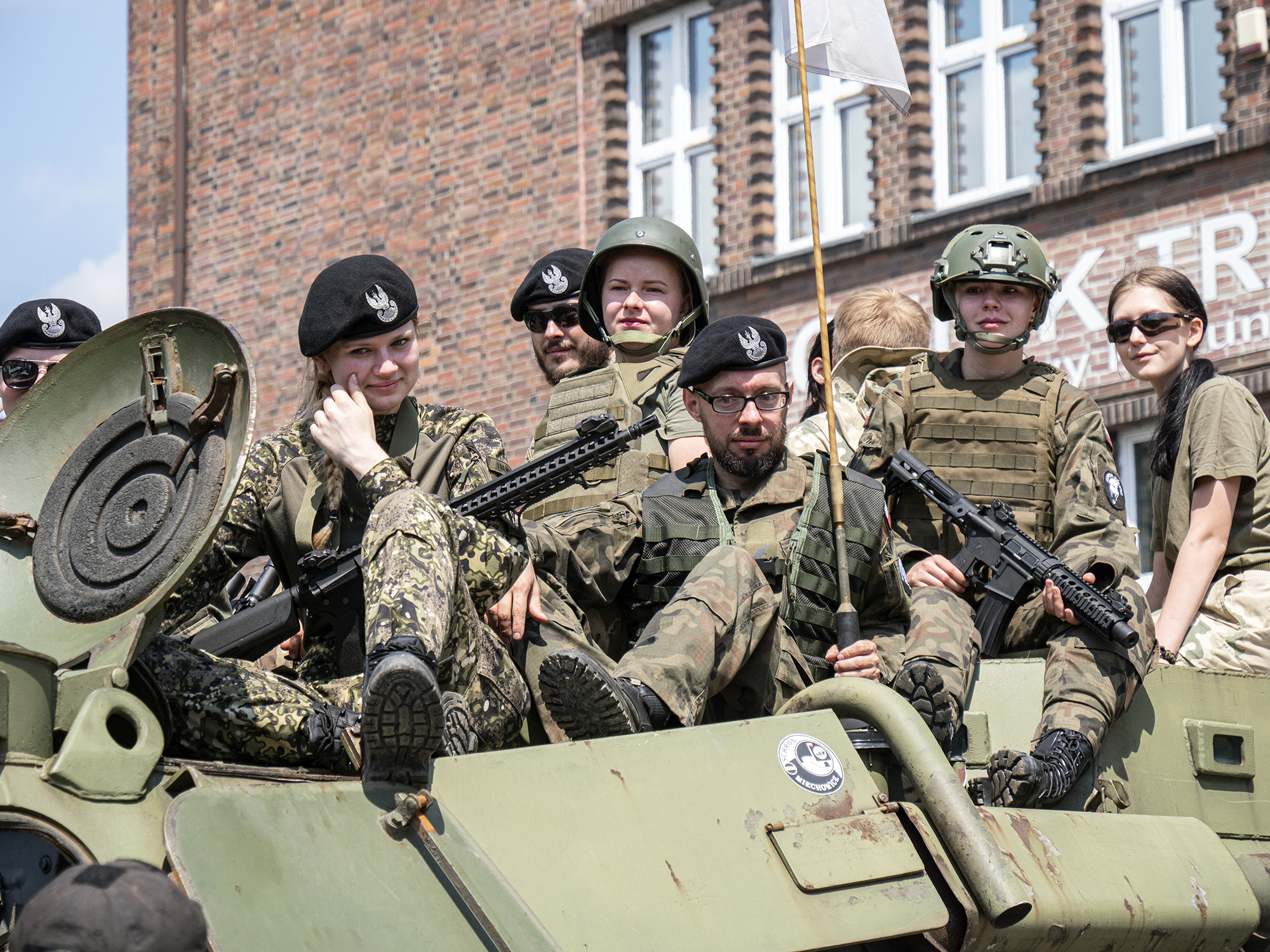 Miłośnicy militariów opanowali miasto (Galeria)