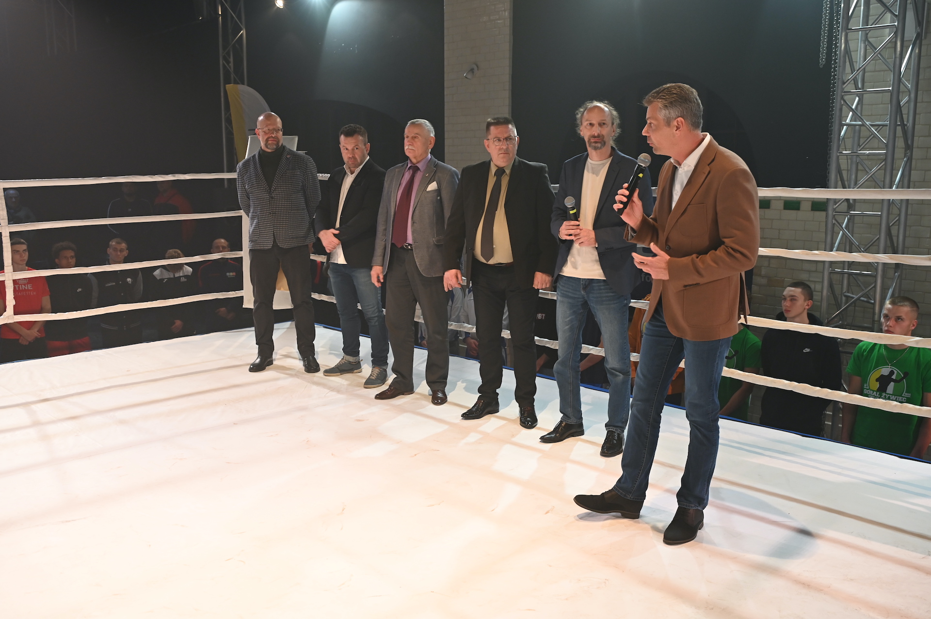 Ostre ciosy w Teatrze (Galeria)