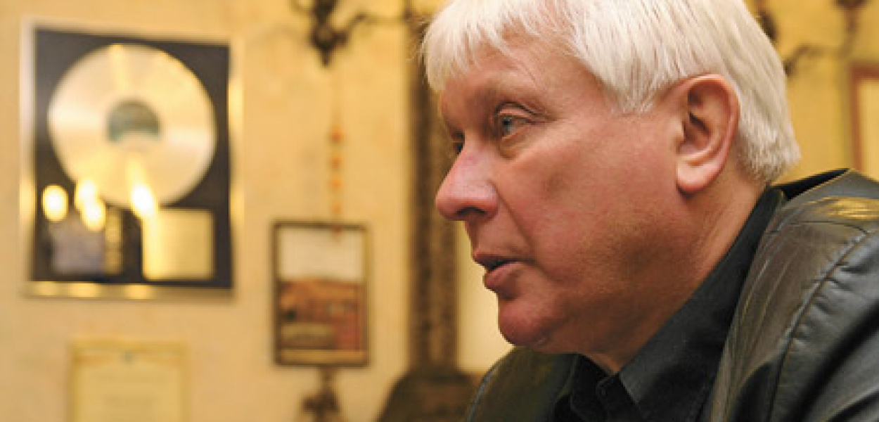 Artysta ze spalonego teatru