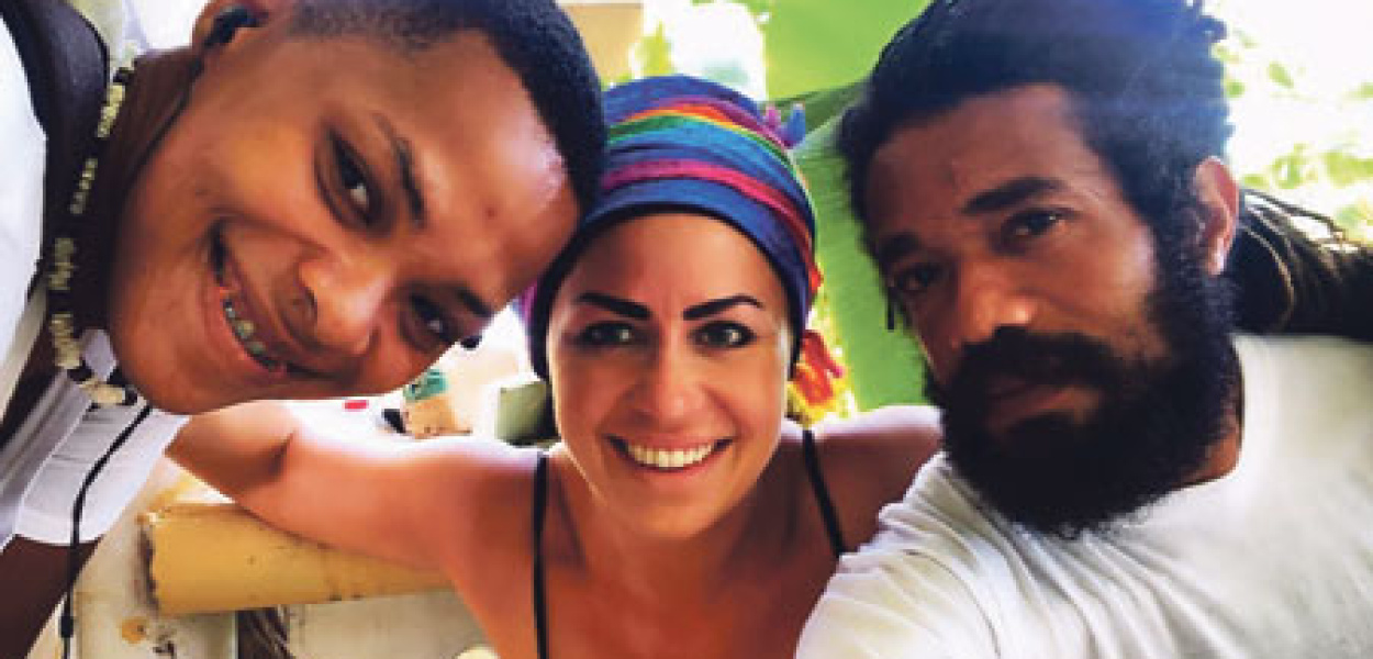 Mroźna Kanada i wyspa jak wulkan gorąca