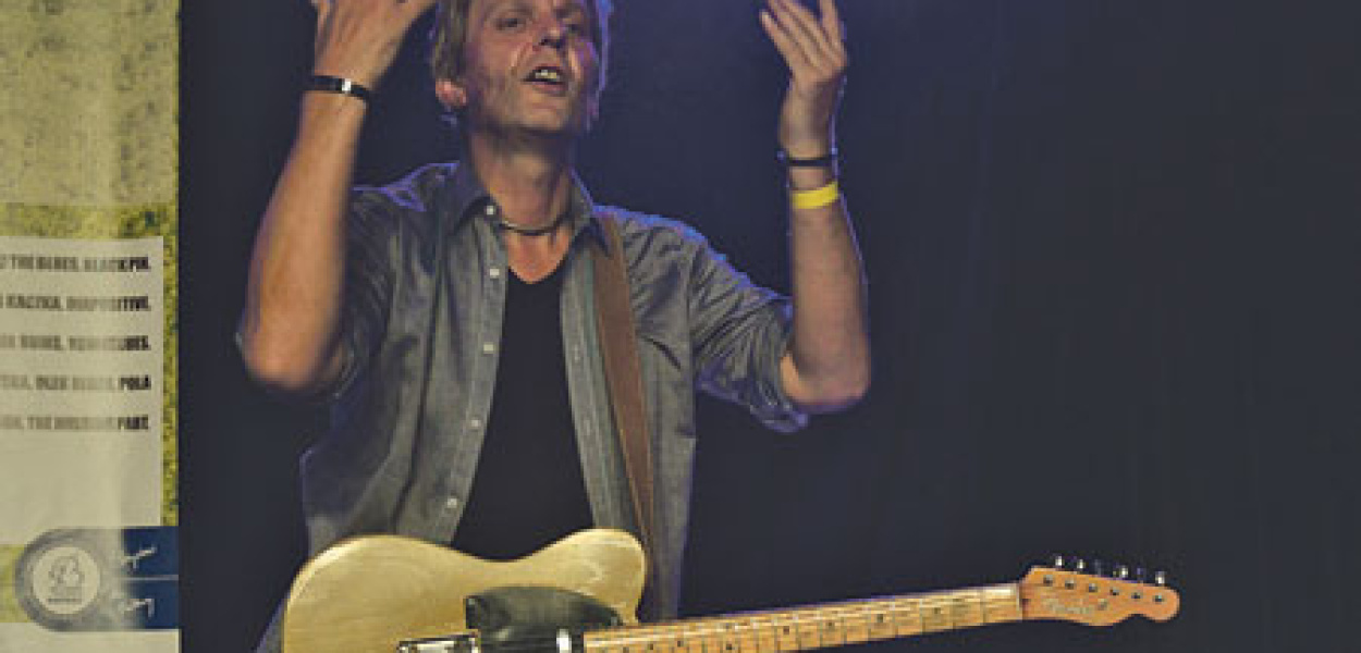 Bronix, czyli gitarzysta wszechstronny