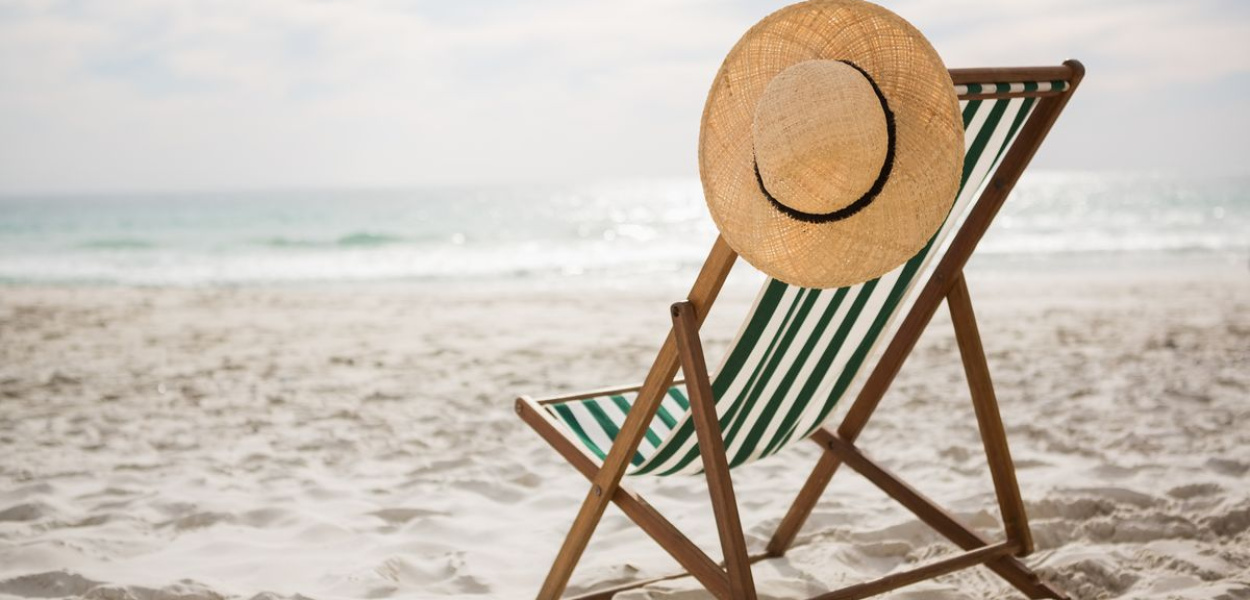 Polacy rezygnują z biur podróży