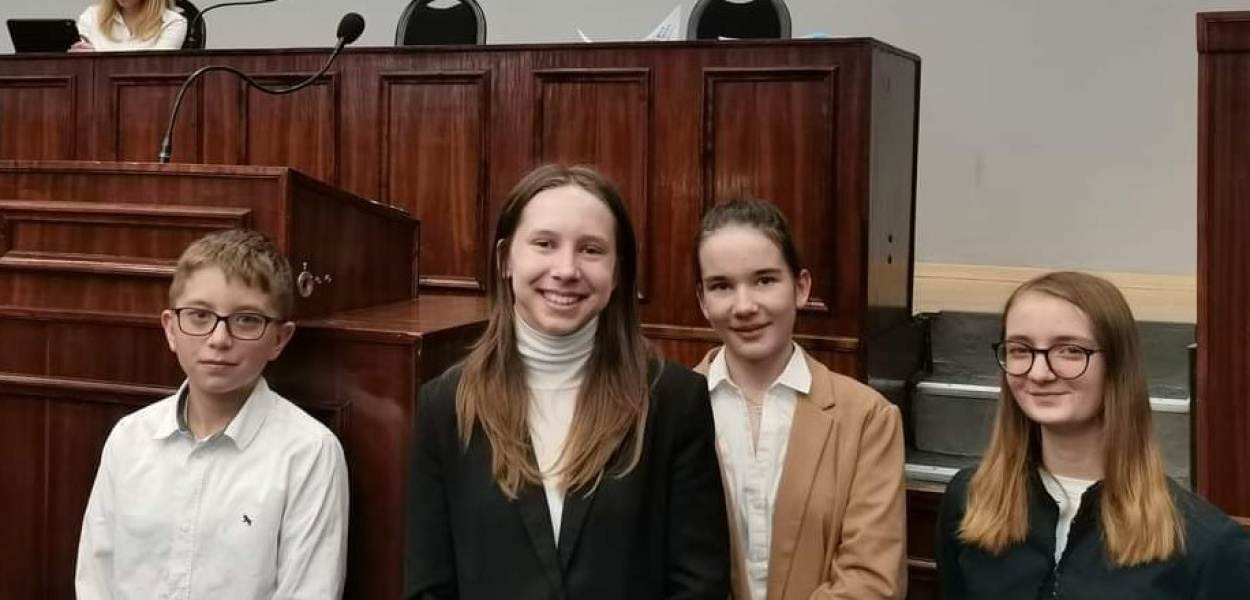 Zbierają na radiowęzeł