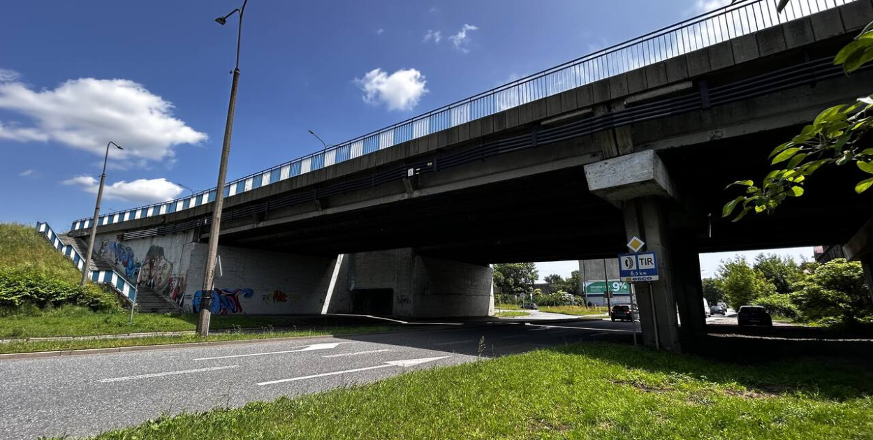 Wiadukt nad Siemianowicką ma kilkadziesiąt lat