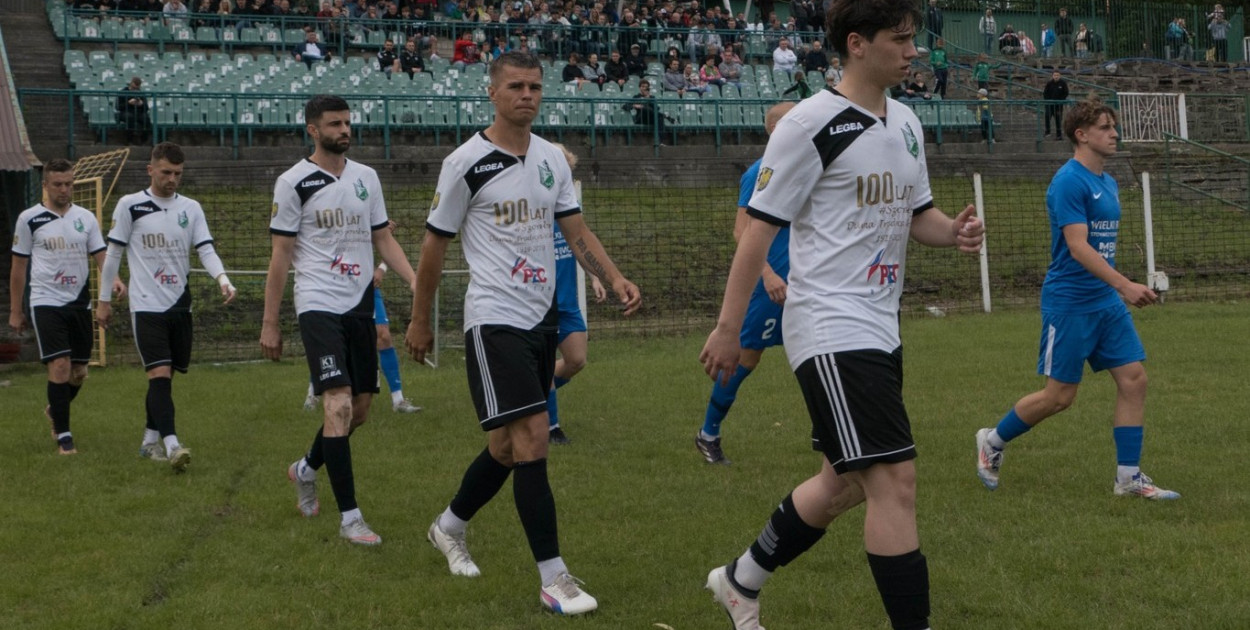 Piłkarze Zielonych maszerują do IV ligi