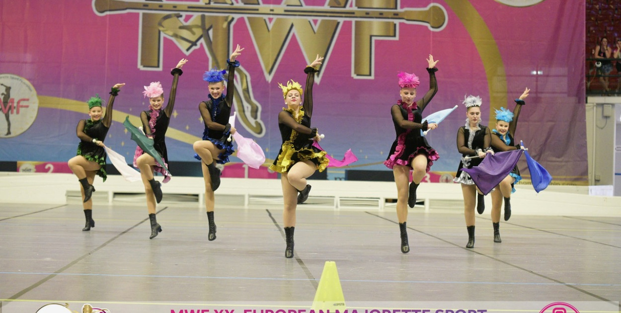 Bytomskie mażoretki dają piękne show