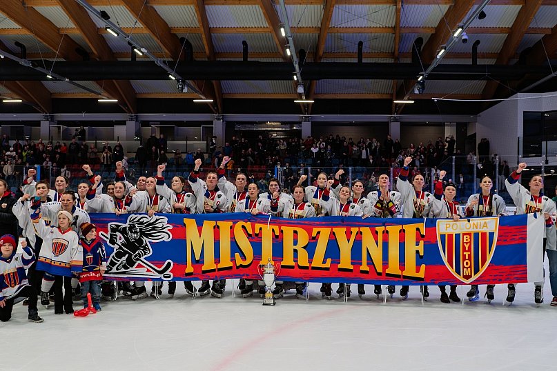  Mistrz, mistrz, Polonia! Nasze hokeistki po raz…