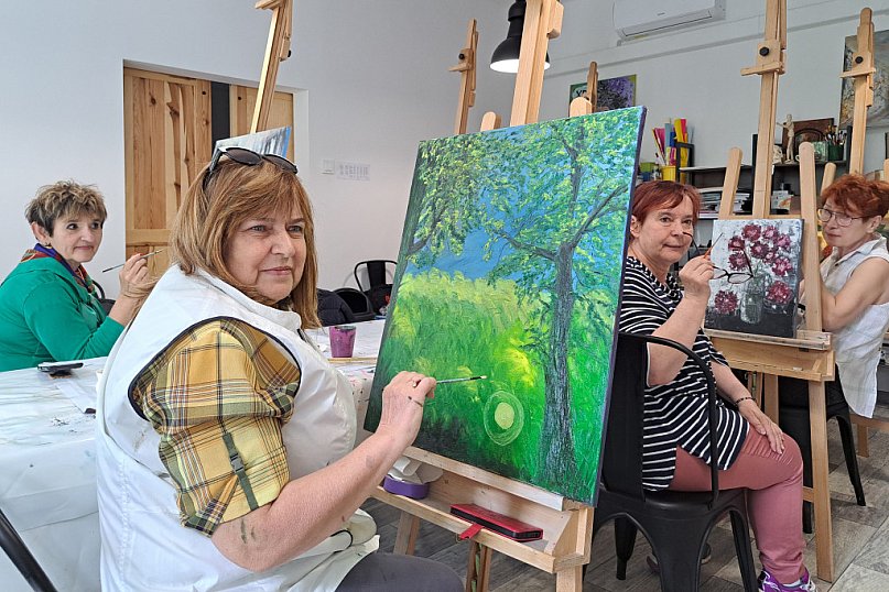 Zajęcia malarskie w Klubie Relaks w Szombierkach