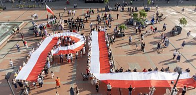 Uczciliśmy polską flagę na bytomskim Rynku-28213