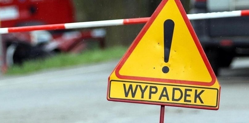 Samochód dostawczy zderzył się z tramwajem - 28337