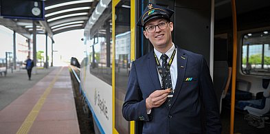 Materiał partnera: Nowe mundury w Kolejach-28419