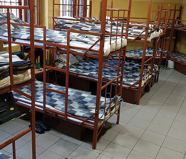 Najciemniej pod latarnią, czyli przygoda pod komisariatem-28469