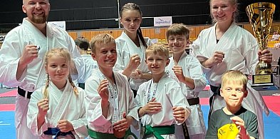 Nasi karatecy rozbili bank z medalami       -28597