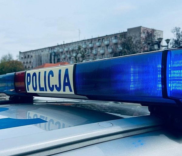 Dewastował samochody i rzucił się na policjantkę  -28749
