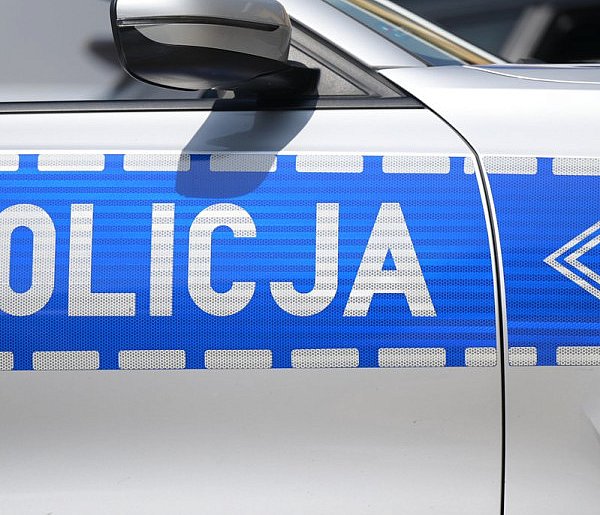 Dwóch nastolatków na skuterach uciekało przed policją  -28858