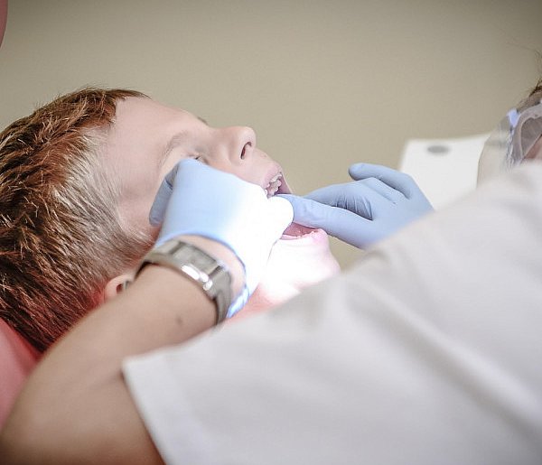 NFZ zapłaci za dentystę. Polacy rezygnują, choć mają to za darmo-29191