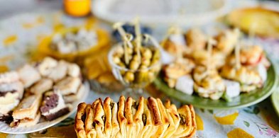 Coś pysznego na weekend! Rwany chlebek z kaparami-29246