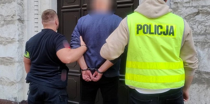 Prowadził ciężarówkę bez uprawnień - 29295
