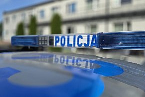 Pijana uderzyła w zaparkowany pojazd-29367