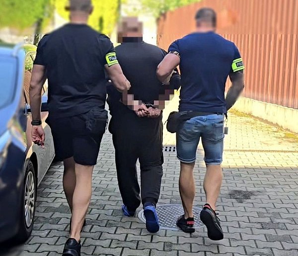 Oszuści w rękach policji-29429