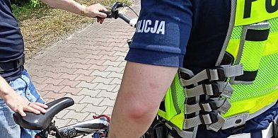 Rowerzysta był pijany i jechał krzywo-29574