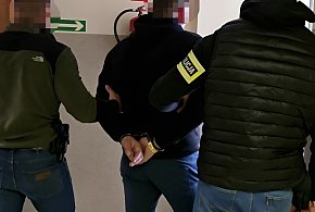 Zaczął od kradzieży, skończył na przemocy-30507