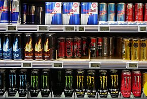 Popularne napoje pójdą ostro w górę. Rząd szykuje podwyżkę VAT-31556