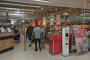 Pracownicy popularnej sieci mają dość. W południe zatrzymają pracę-31652