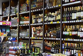 To codzienność wielu Polaków. Nowe dane o alkoholu niepokoją-32343