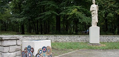 Mozaiki w Alei Muz-29814