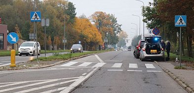 Seniorka potrąciła pieszą na pasach-30471