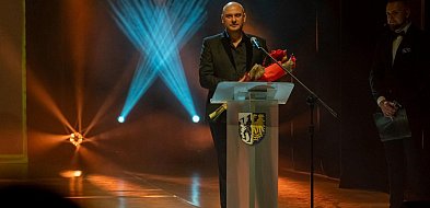 Nazwiska piszcie po polsku! [opinia]-30540