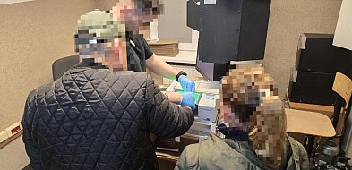 Kradł prąd w cudzym mieszkaniu-30704