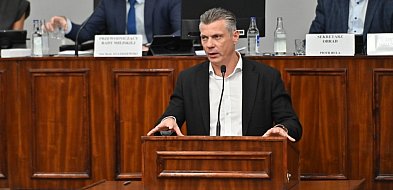 Radni apelują do rządu: zapewnijcie nam chociaż minimalne finansowanie-30719