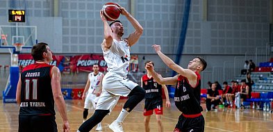 Koszykarze znowu nie dali szans rywalom-30824