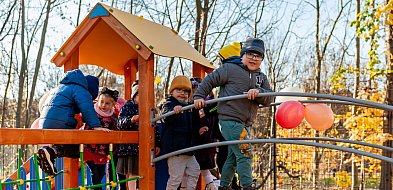 Przedszkolaki mają wspaniały plac zabaw-30959