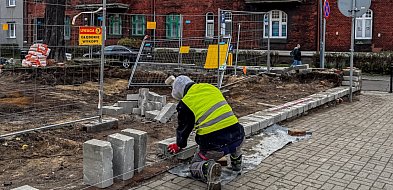 Trwa renowacja terenów wokół budynku Hufca ZHP-31112