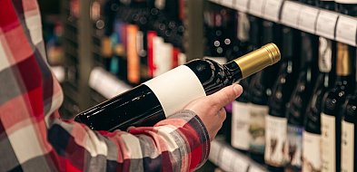 Alkohol - produkt pierwszej potrzeby? [opinia]-31800