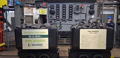 Ostatnie wagoniki z węglem z Bobrka wyjechały na powierzchnię-32035