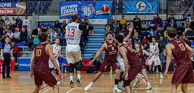 Nasi wciąż dominują pod koszem-32227