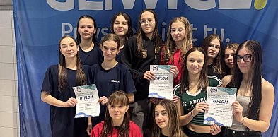 Udane starty naszych młodych pływaków