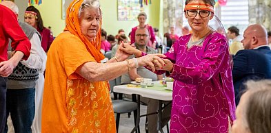 Seniorzy bawili się w klimatach Bollywood