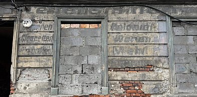 Napisy-duchy? Warto zachować!