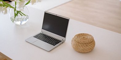 Dylemat właściciela laptopa — naprawić czy wymienić?