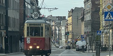 Trwają prace na torowisku tramwajowym. Wprowadzono komunikację zastępczą