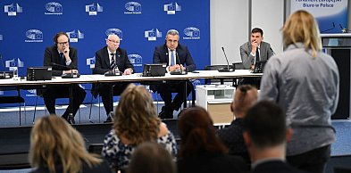 Europoseł Janusz Lewandowski: w negocjacjach nad budżetem UE trzeba stale podkreśl