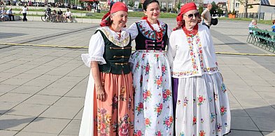 Pokozali, jak przajom ślonskiymu strojowi
