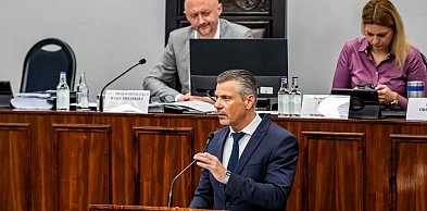 Prezydent Wołosz z absolutorium i wotum zaufania