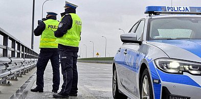 Dwóch przestępców jechało jednym autem-30672